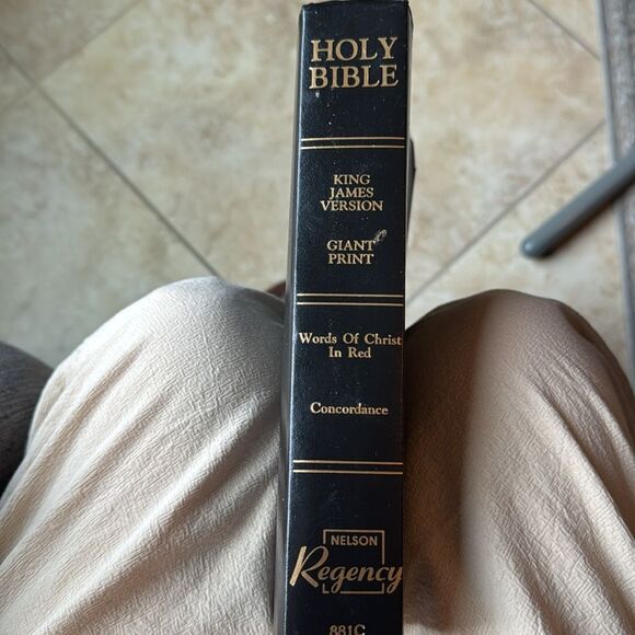 Holy Bible King James Version Giant Print Christ’s Words Red Concordance 1611 - Picture 6 of 6